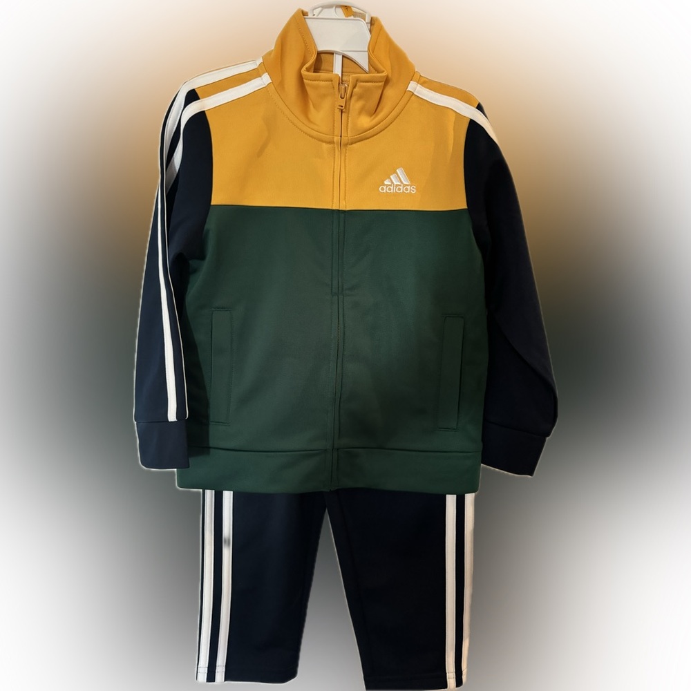 Boys sweatsuit. Adidas
